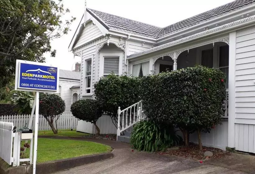 At Eden Park Motel