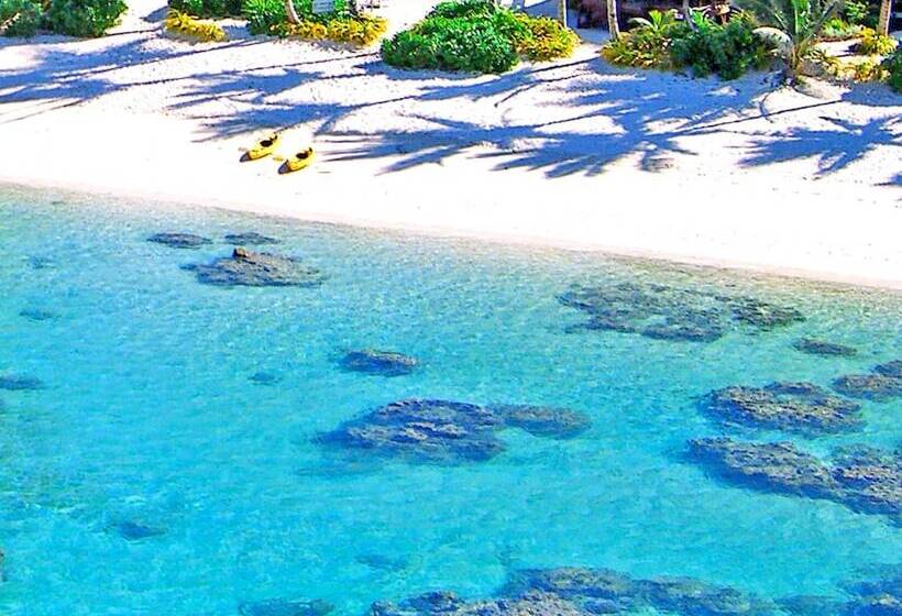 منتجع Rarotonga Beach Bungalows
