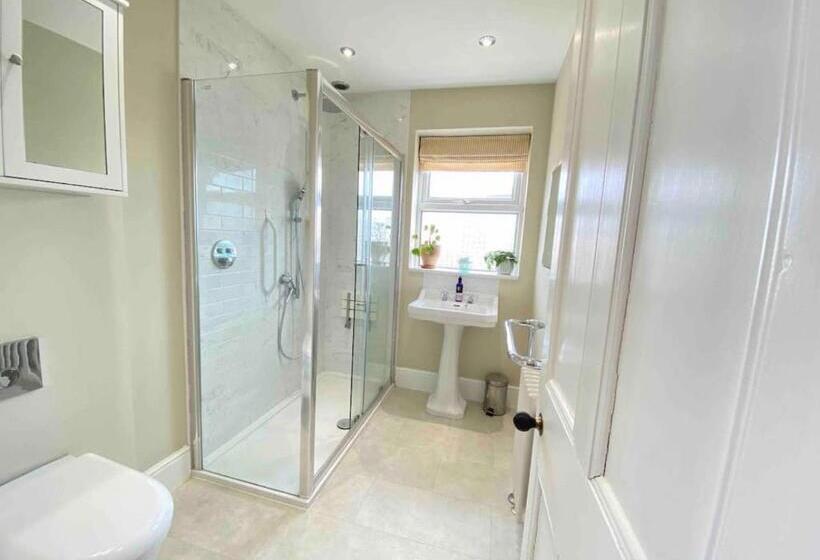 Bed and Breakfast Hedgebank