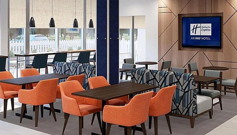 בית מלון כפרי Holiday Inn Express   South Haven, An Ihg