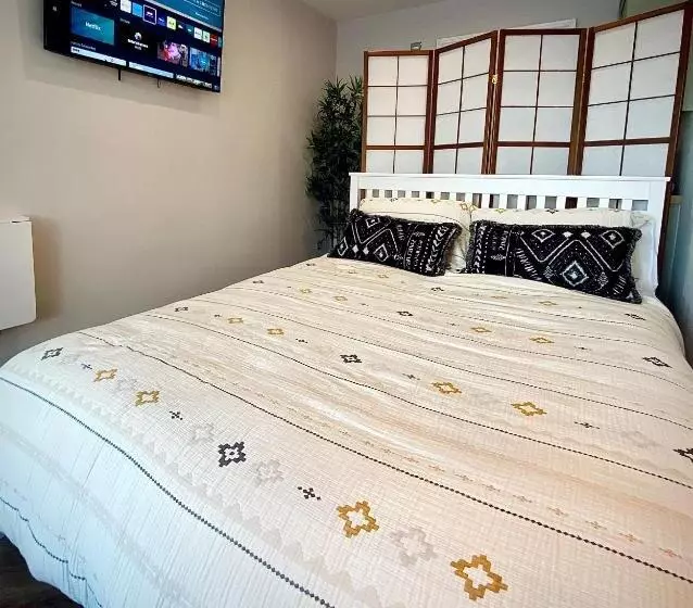 تختخواب و صبحانه Durham City Retreat