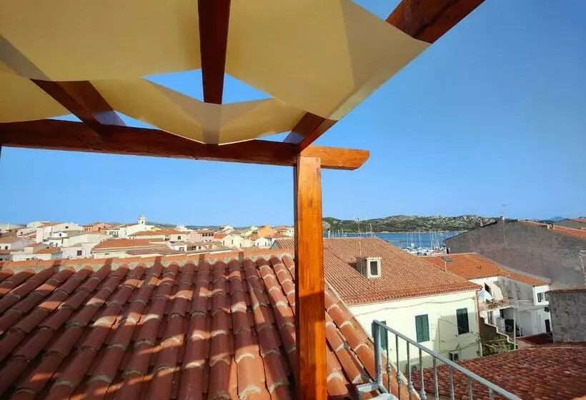 پانسیون Capricci Di Vento   Design Guest House