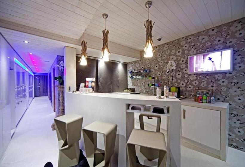 פנסיון Le Clos Fleuri