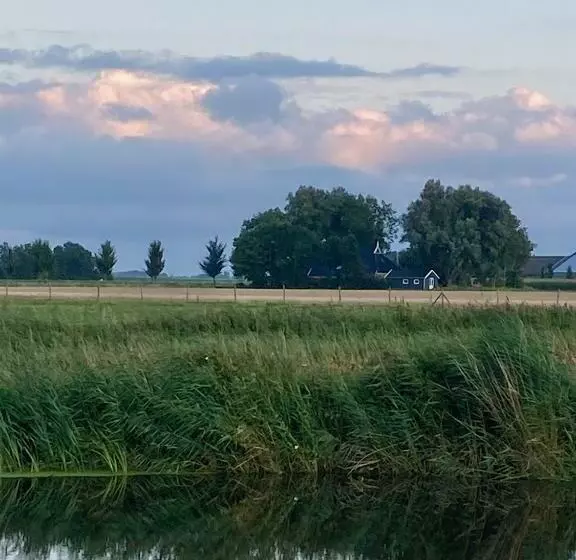 Bed and Breakfast De Vossenburg