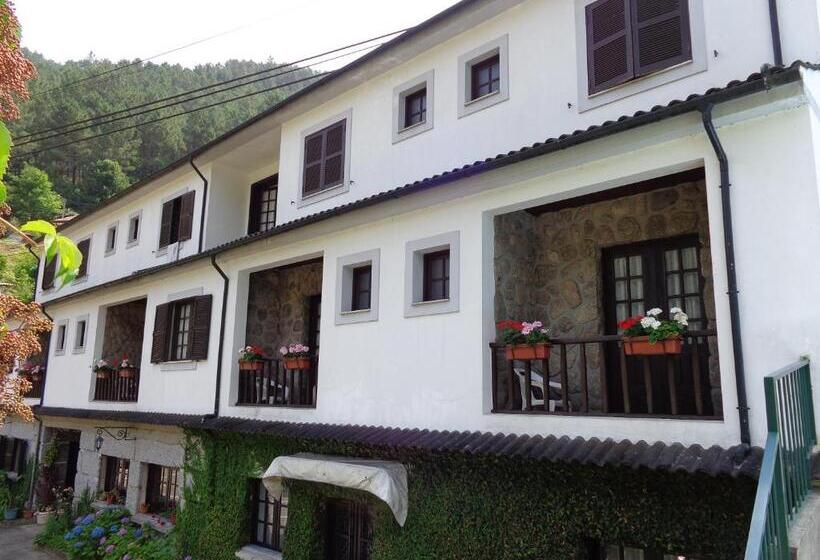 בית מלון כפרי Serrana Gerês