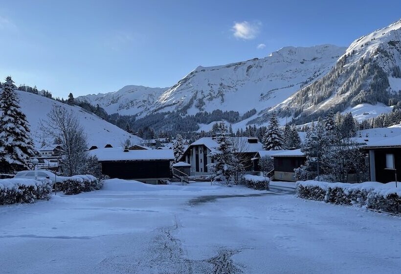 هتل Cristal Sorenberg