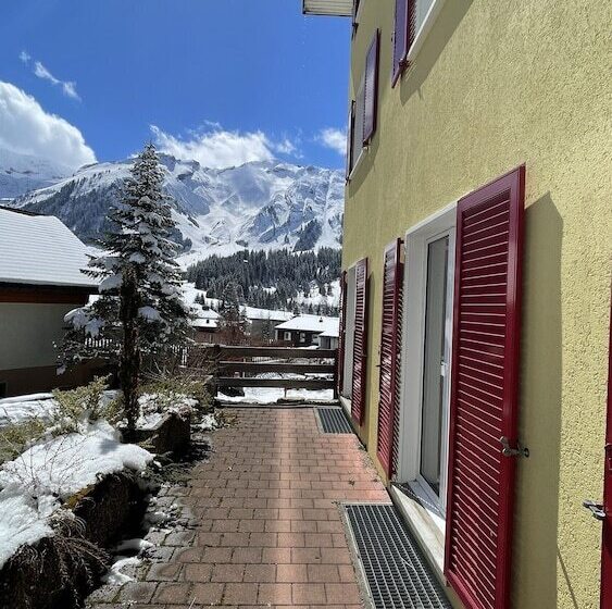 هتل Cristal Sorenberg