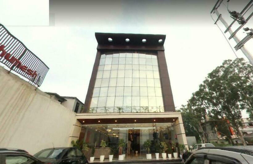 فندق The Royal Bhumesh