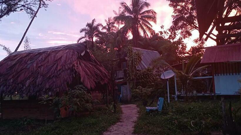 هاستل Hostal Ladrillerossurf