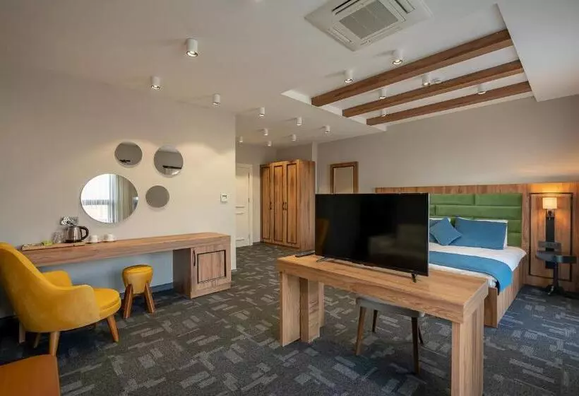 Hotelli Erta Soyak Thermal