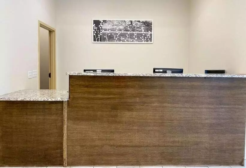 ホテル Sleep Inn Greensboro   Coliseum Area