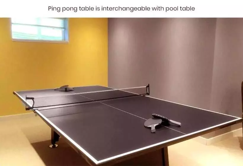 پانسیون 680 Sq Ft Private Space With Ensuite Bathroom