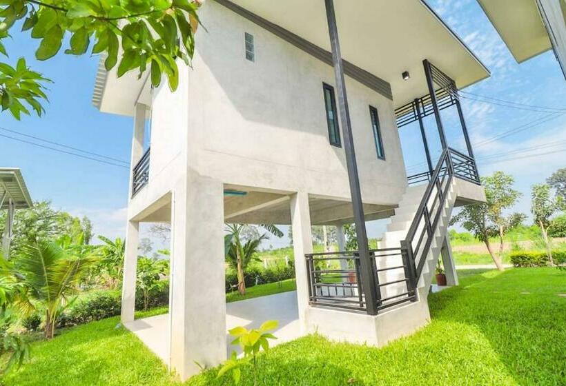 پانسیون บ้านแม่อุทัยธานี Baanmae Uthaithani