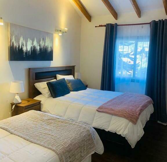 پانسیون Hostal Uruz