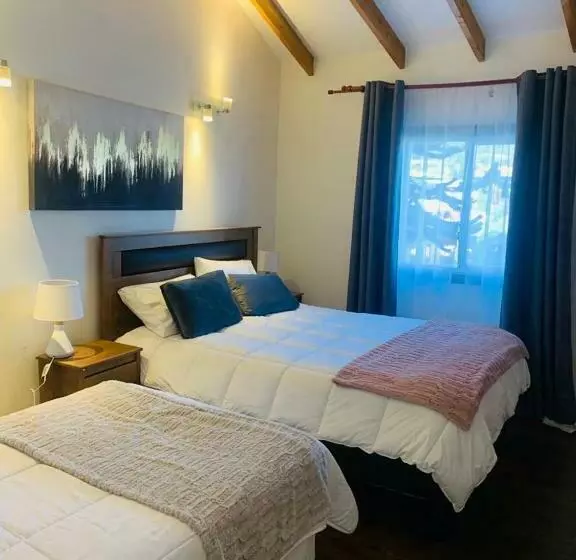 Majatalo Hostal Uruz