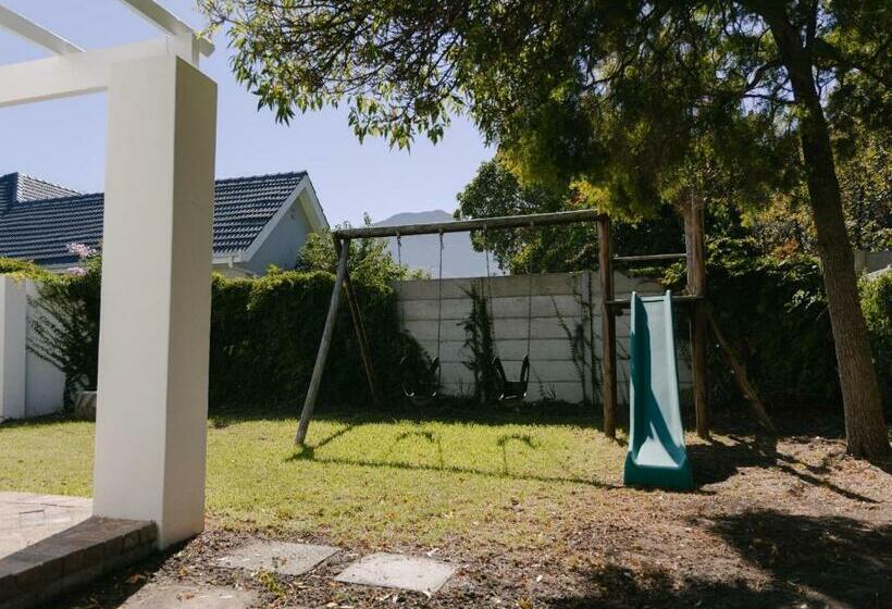 펜션 Mcleod S & Stuart S Cottage