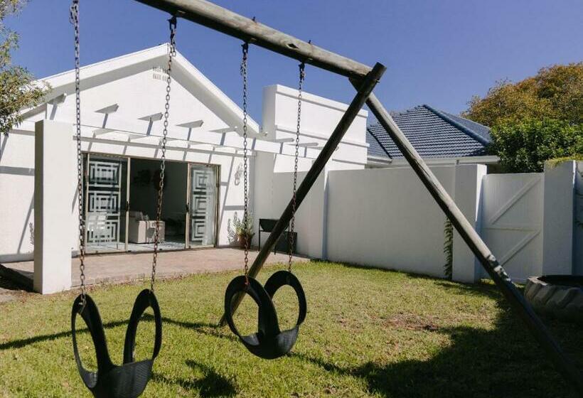 펜션 Mcleod S & Stuart S Cottage