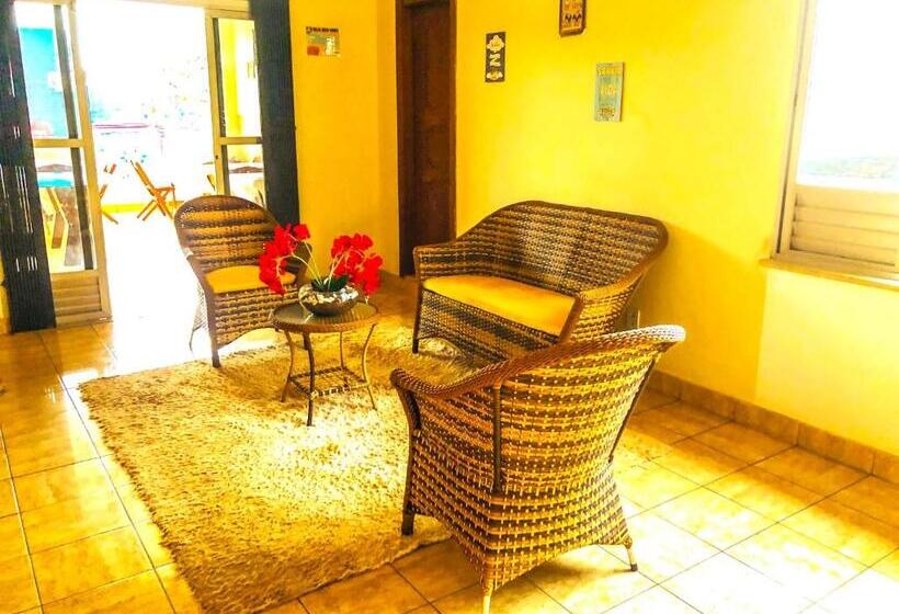 ペンション Pousadas Casa Do Ivo   Santarém