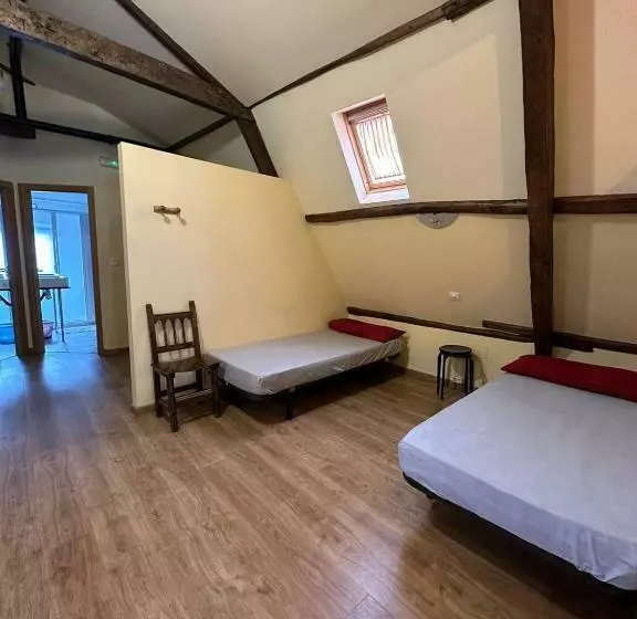 Albergue De Peregrinos Compostela