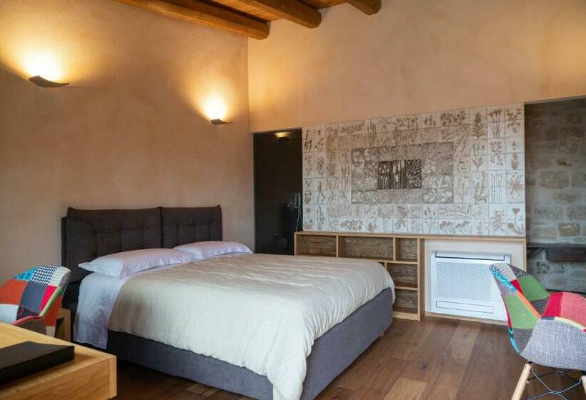 هتل Donnapaola Modern Farm