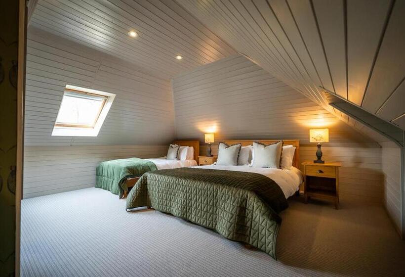 هتل Nether Glenny Farm