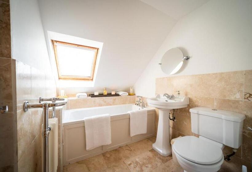 هتل Nether Glenny Farm