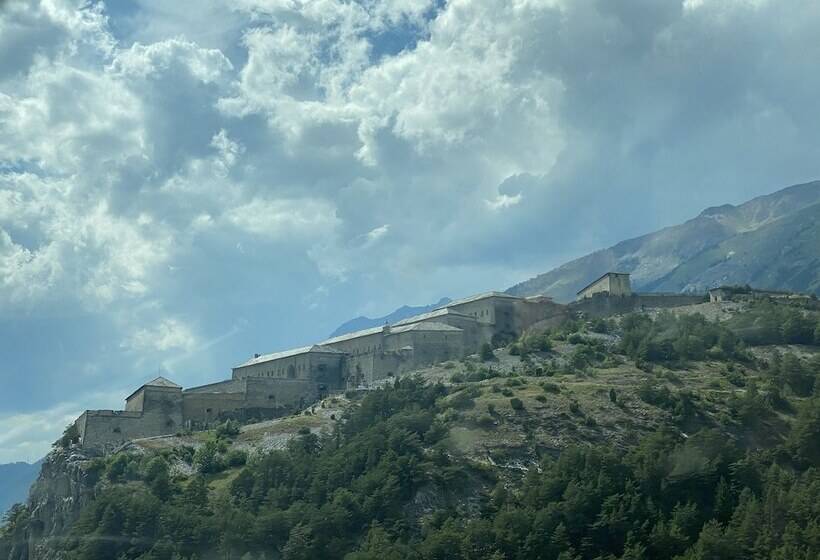 هتل Village De Vacances Fleurs Et Neige
