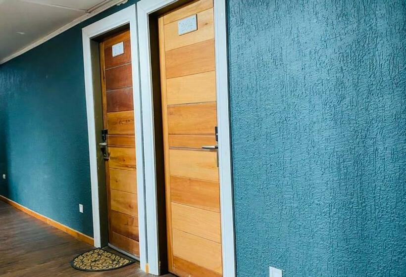 膳宿费 8 Habitación Privada Cama Matrimonial