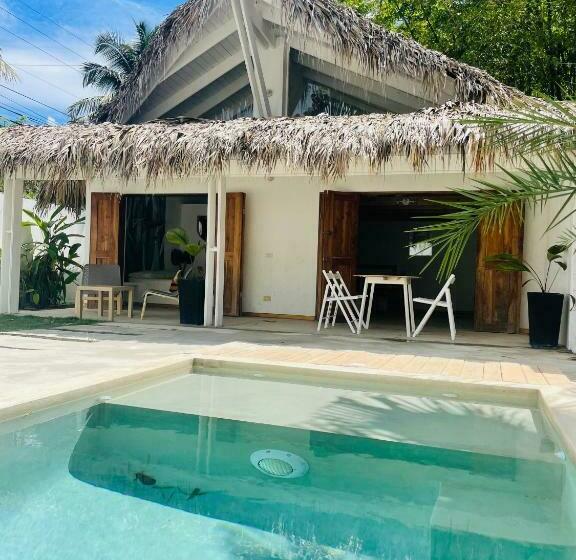 پانسیون Villa Tortuga, Guest House Private Bungalow, Private Pool