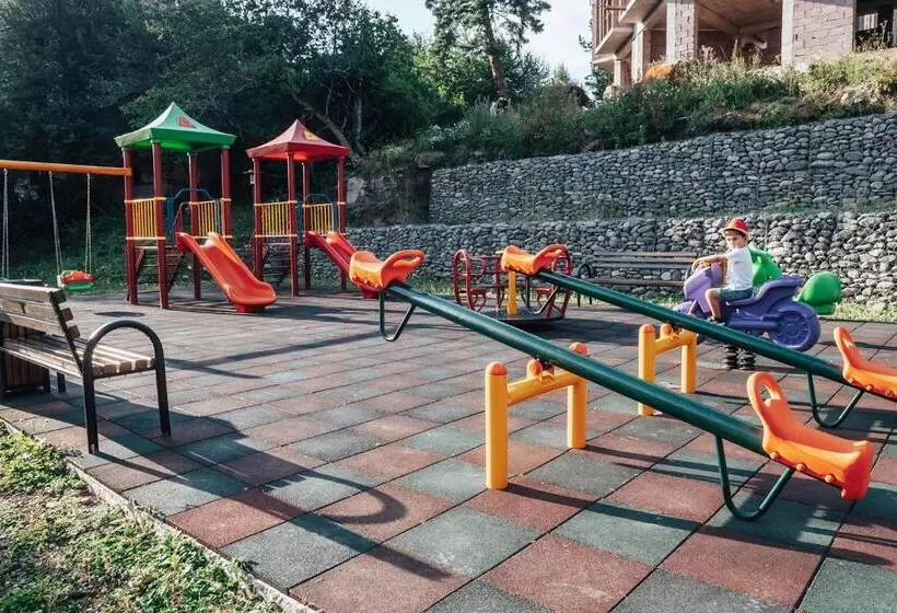 هتل Dialog Kokhta