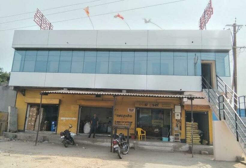 酒店 Fun Park Sanand