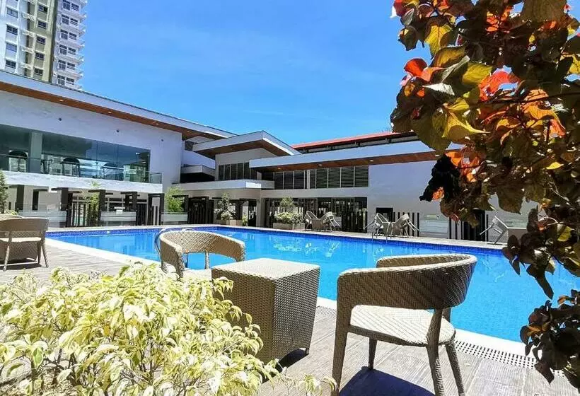 Pool View Studio In Mesaverte With Free Pool & Netflix