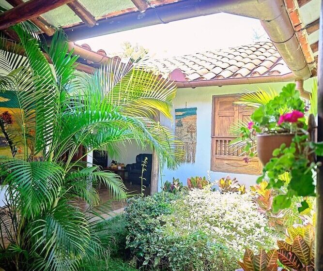 پانسیون Hostal Sueño Real Campestre