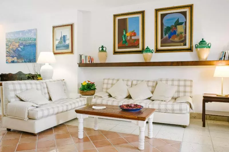 تختخواب و صبحانه Borgo Fiore Country House