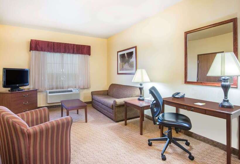 Days Inn By Wyndham Ellis