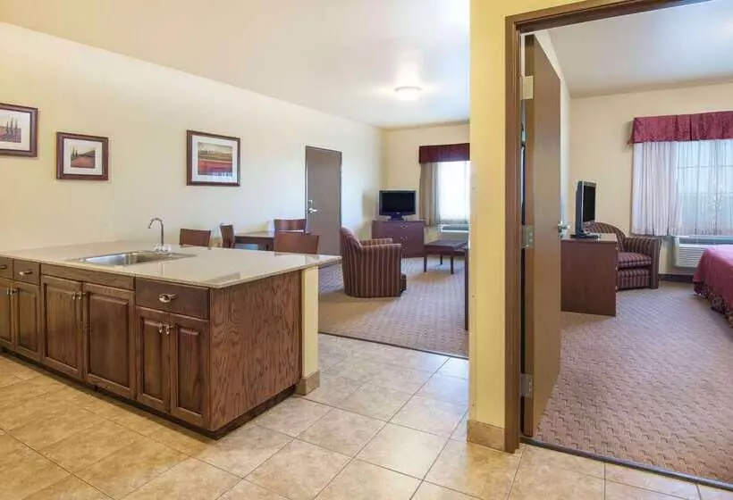 Days Inn By Wyndham Ellis