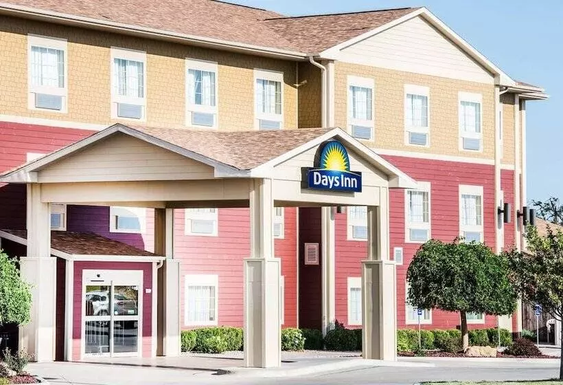 Days Inn By Wyndham Ellis