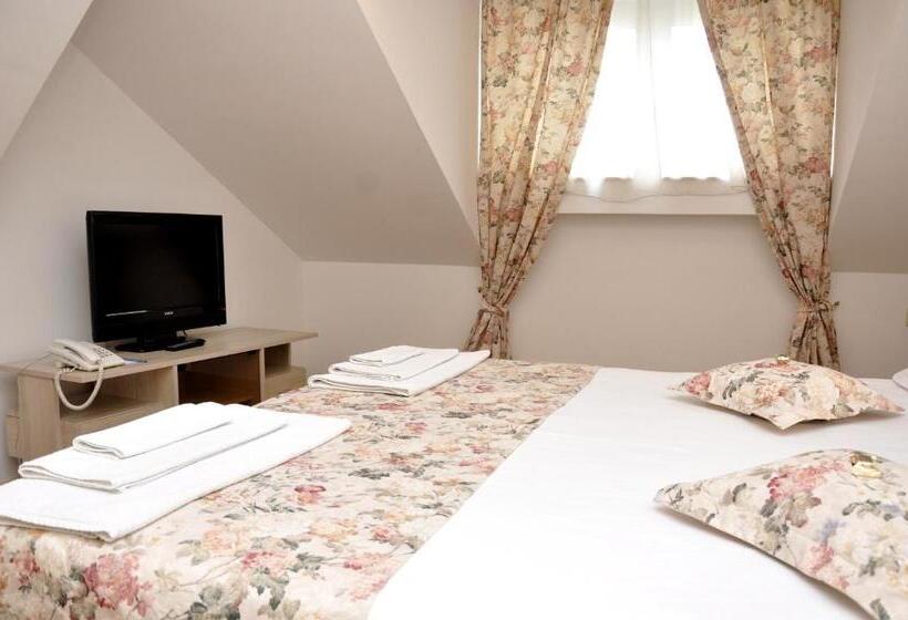 Garni Hotel Andric