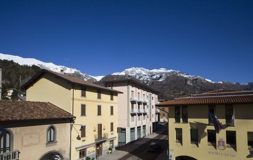 בית מלון כפרי B&b Edelweiss