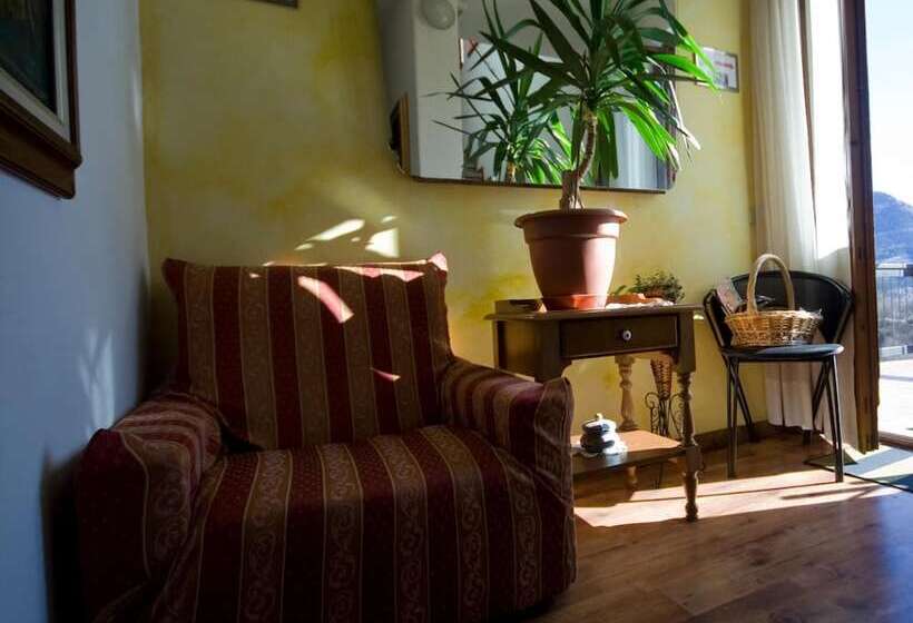 בית מלון כפרי B&b Edelweiss