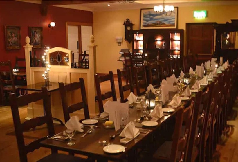 هتل Caisleain Oir