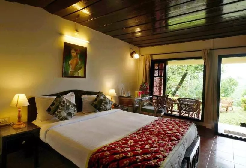 Отель Camelot Resort