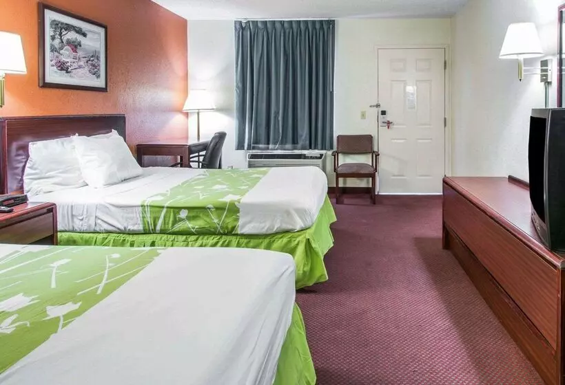 בית מלון כפרי Econo Lodge