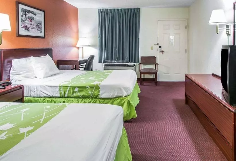 בית מלון כפרי Econo Lodge