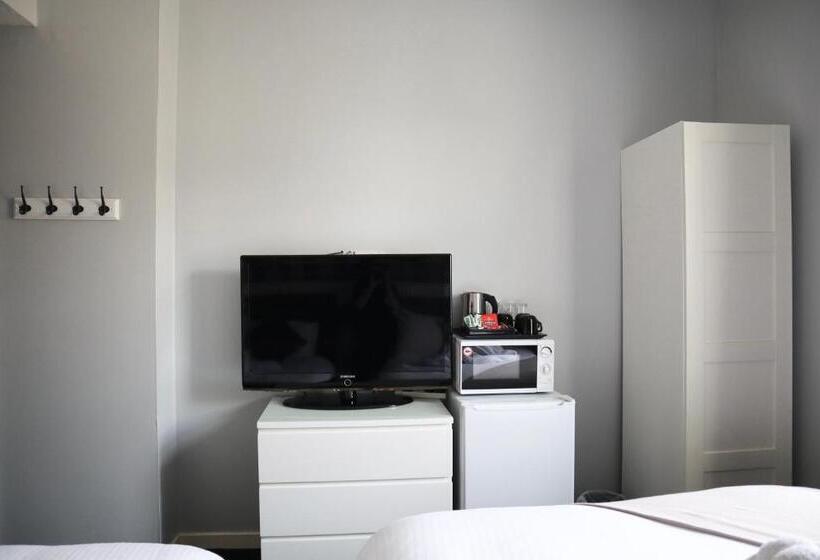 בית מלון כפרי Harbourside