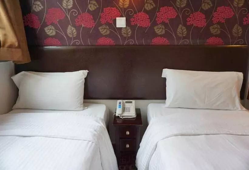 Lander Hotel Prince Edward