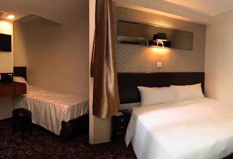 Lander Hotel Prince Edward