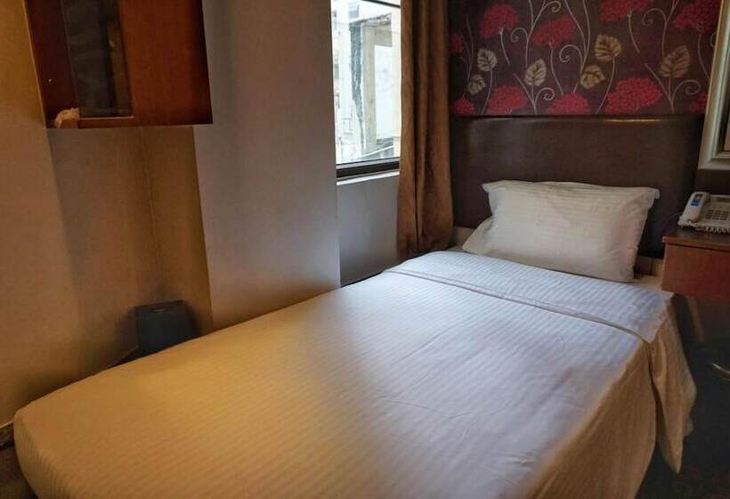 Lander Hotel Prince Edward