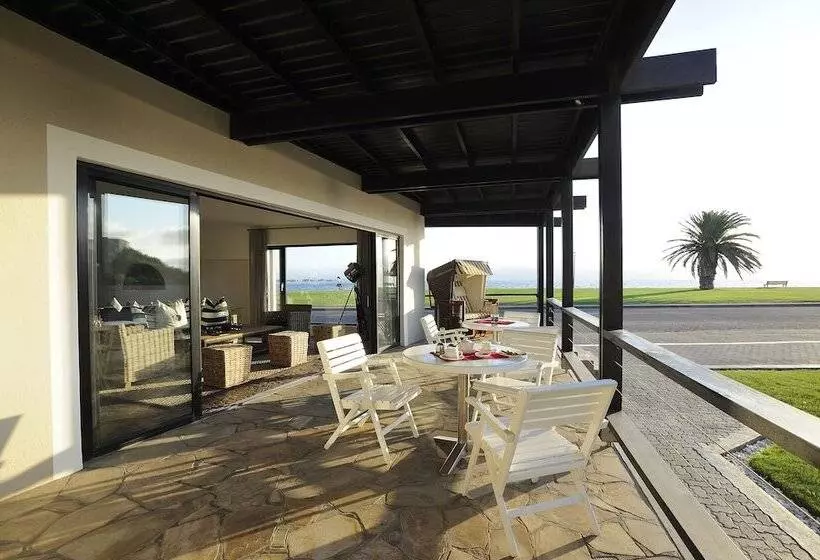 هتل Oyster Box Guesthouse