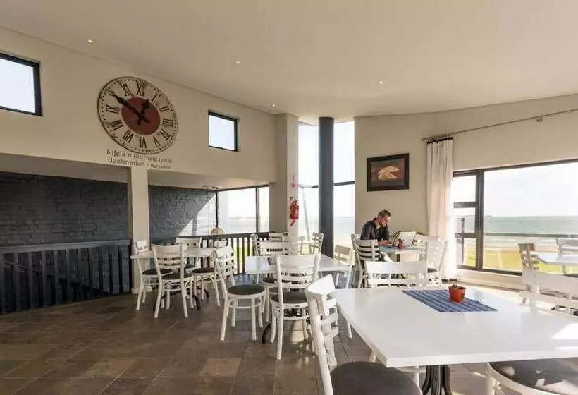 هتل Oyster Box Guesthouse